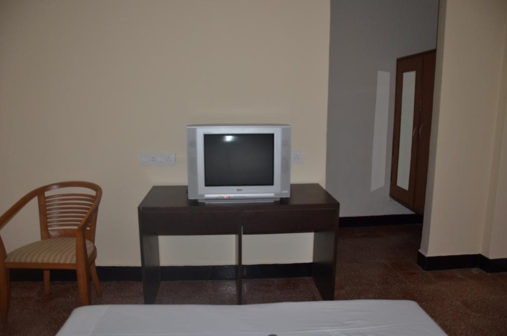 Hotel Ferreira Resort Лонавала Номер фото