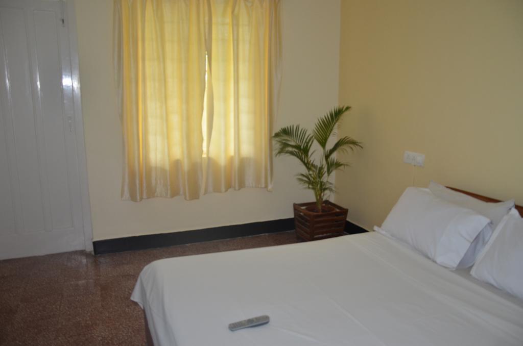 Hotel Ferreira Resort Лонавала Номер фото