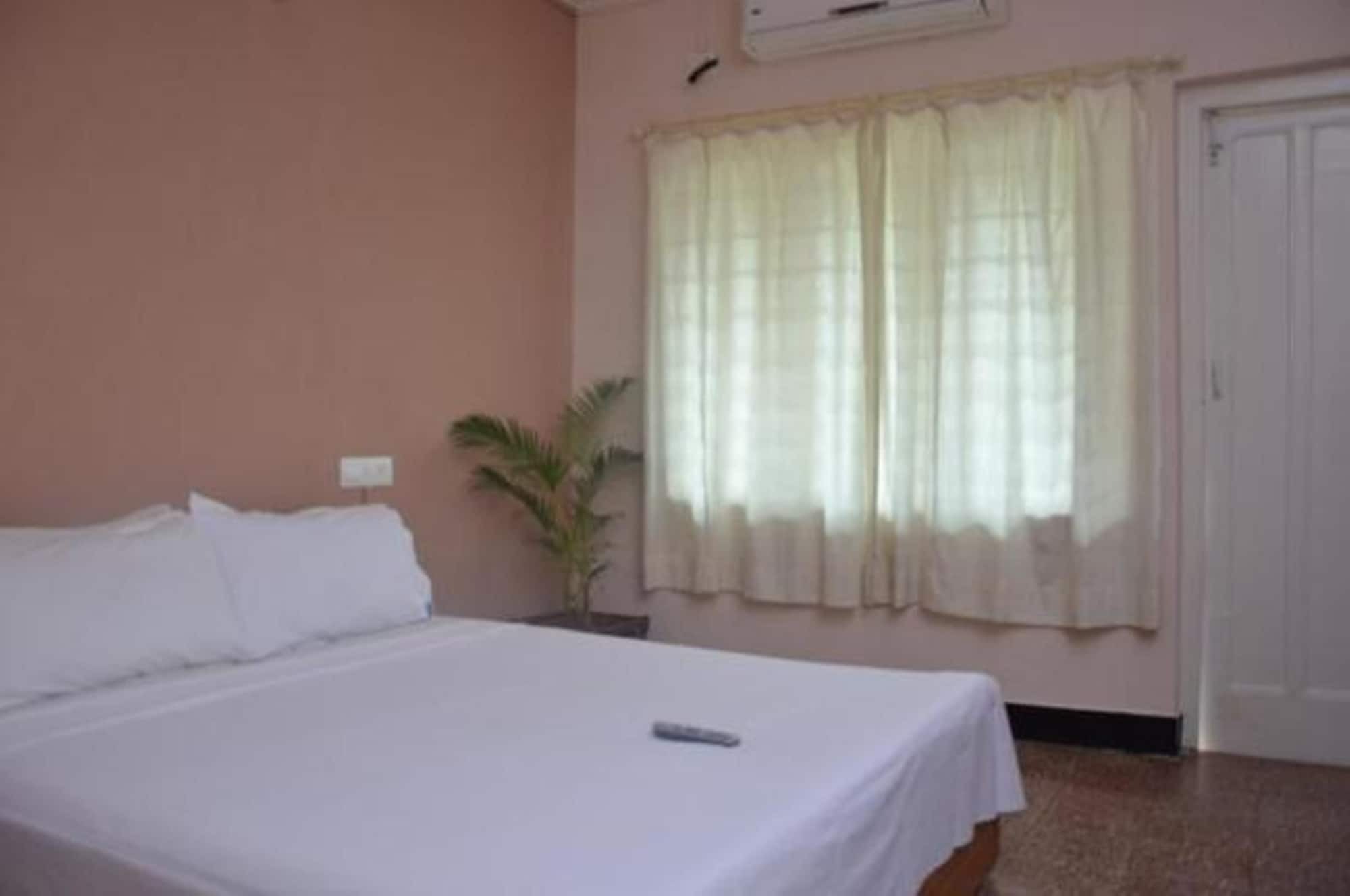 Hotel Ferreira Resort Лонавала Экстерьер фото